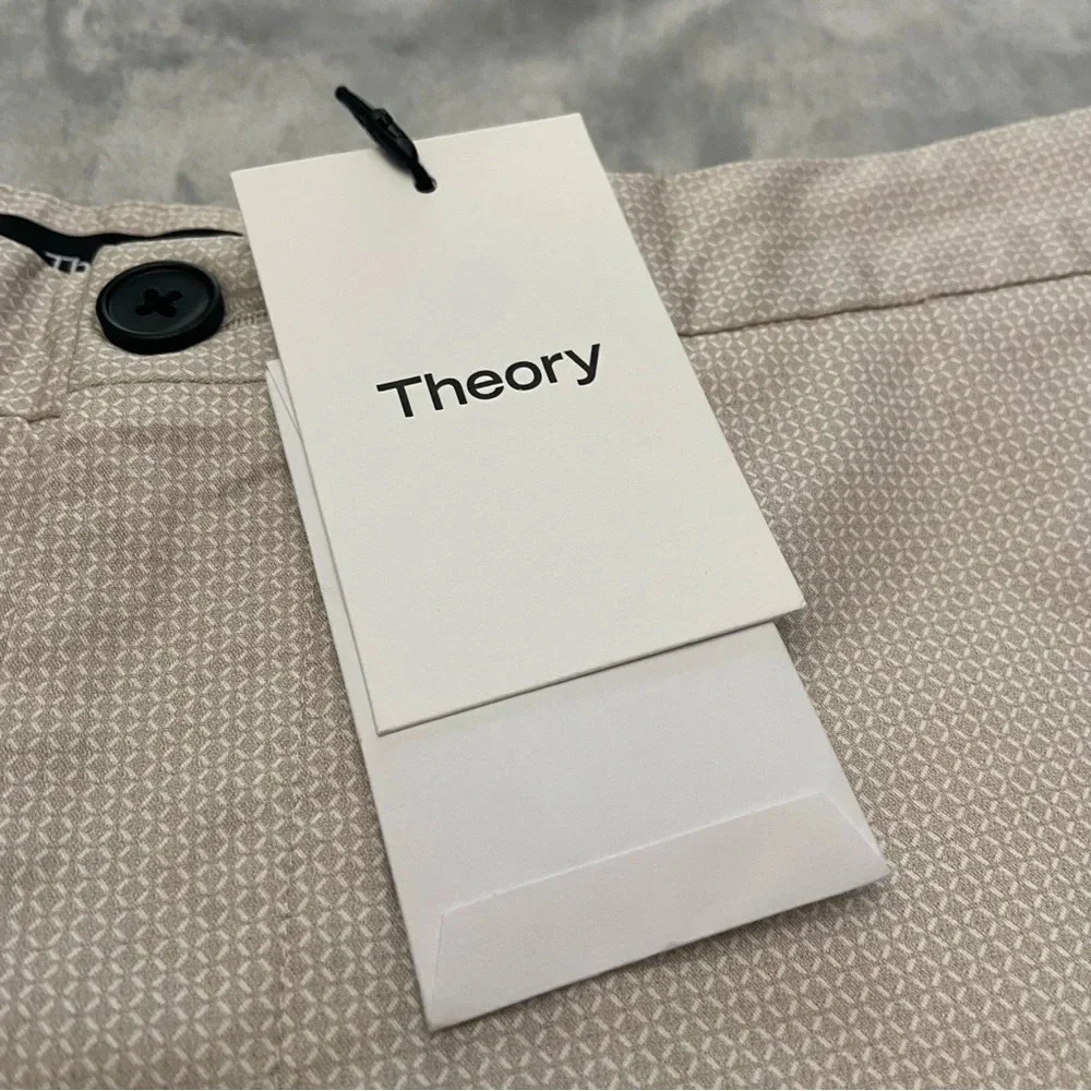 New! Theory Zaine Slim Sillar Print Shorts moon white 28877